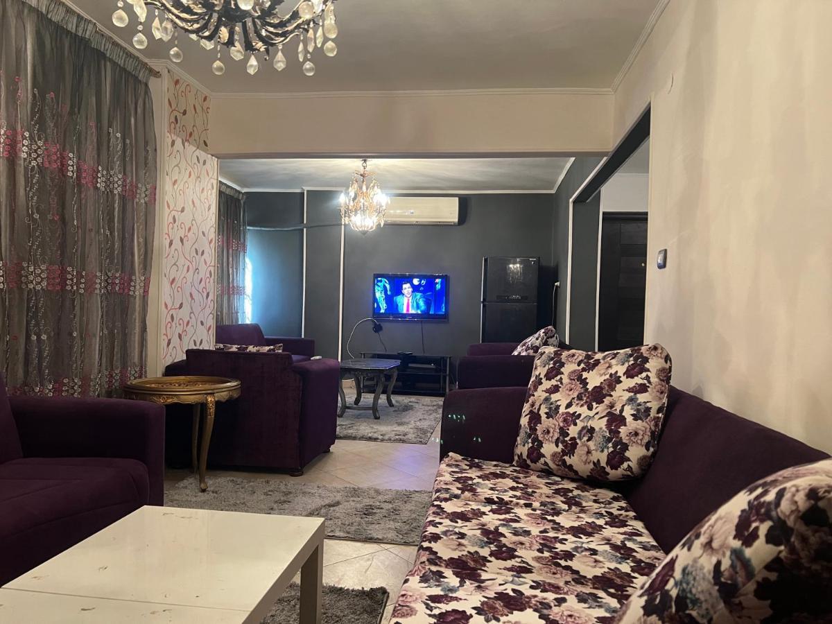 Family Apartment In Nasr City Каїр Екстер'єр фото